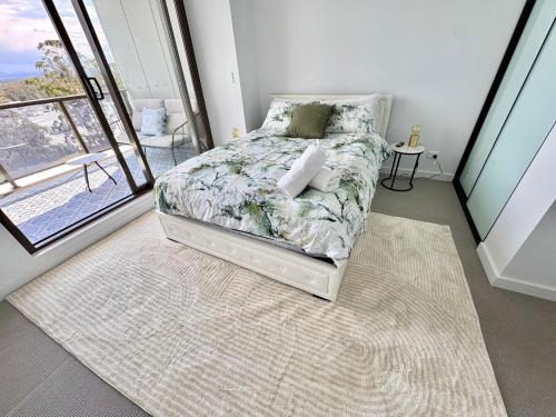 St Marys Appartement | Near New Spacious Apt w Mountain Views!