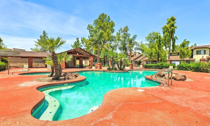 Breckenridge Townhomes Maison | Near Parks & Golf: Gilbert Townhome w/ Pool Access