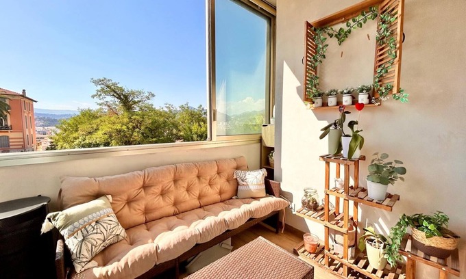 Riquier Appartement | Near Port & City - Private Parking & Breakfast