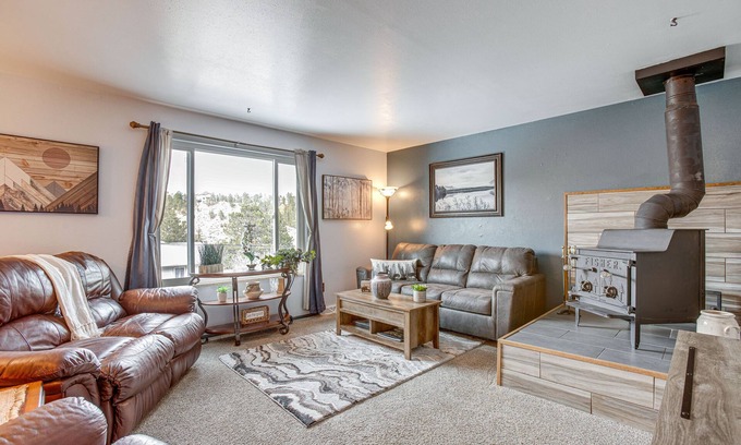 Kittredge Copropriété | Kittredge Condo w / Deck par Red Rocks + Randonnée + Ski