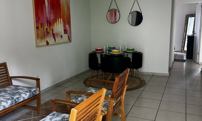San Pedro Tlaquepaque Appartement | Near the parian! Complete Department