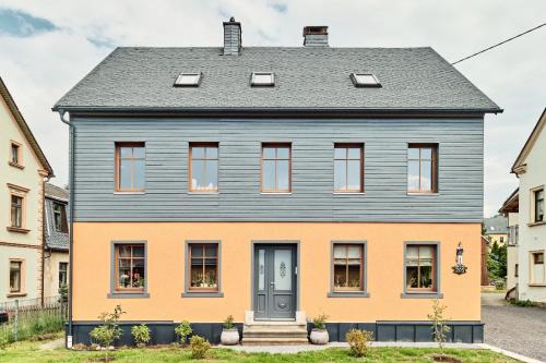 Sehmatal-Neudorf Lit Et Petit-Déjeuner | Neidorf Inn