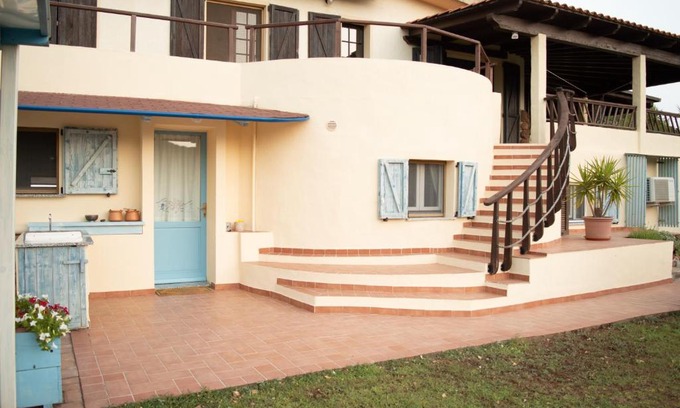 Bindua Appartement | Nel verde del Villaggio - Casetta Celeste