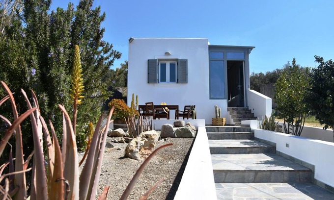 Milos Maison | Nelleas home