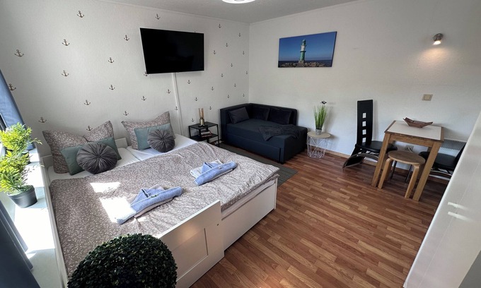 Kropeliner-Tor-Vorstadt Appartement | “Neptun Apartment” in Rostock is ideal for fitters