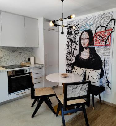 Neoi Epivates Appartement | Nest suite by Oikies Rentals
