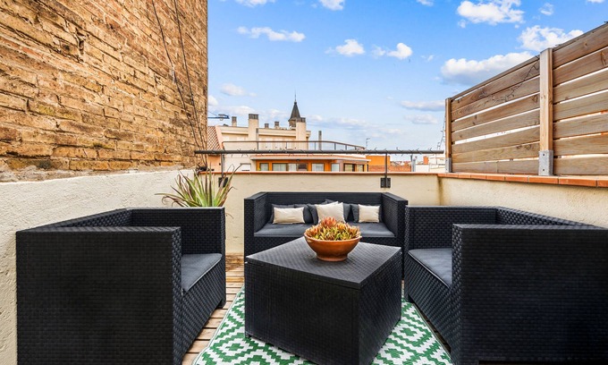 Hostafrancs Appartement | This apartment is a 2 bedroom(s), 1 bathrooms, located in Barcelona, .