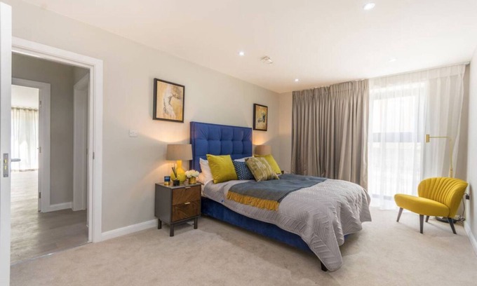 Lewisham Appartement | Free Garage 1 Car* NETFLIX* Chic & Modern 3 Double Bedrooms near Ldn Bridge Stn