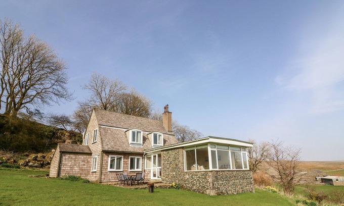 Fourstones Near Bentham Cottage | Netherscar, INGLETON
