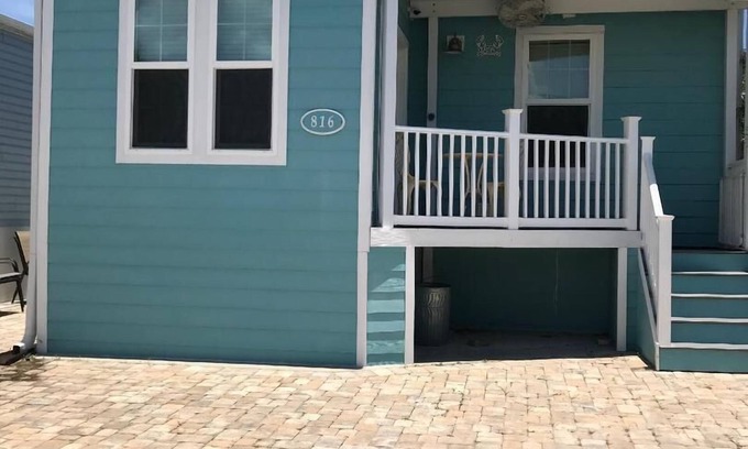 Nettles Island Maison | Nettles Island Beauty By The Beach!