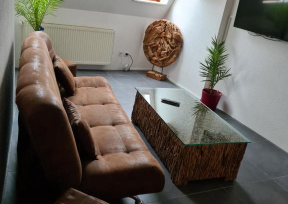 Mucheln Appartement | NEU! Ferienwohnung Muecheln Geiseltal