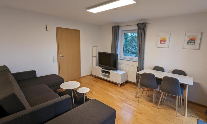 Grimmelfingen Appartement | NEU! Moderne Ferienwohnung Ulm