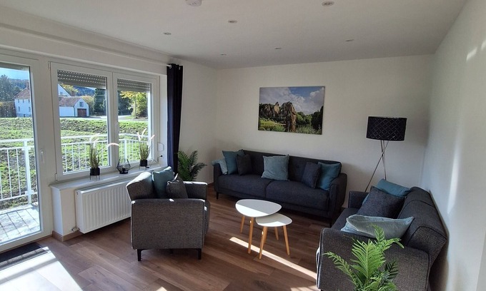 Extertal Appartement | Neu Renovierte Ferienwohnung Mitten in der Natur des Weserberglandes