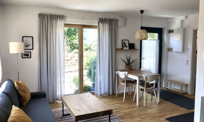 Ohningen Appartement | Neue, Hochwertige & Naturnahe Ferienwohnung am Bodensee + Schönen Außensitzplatz
