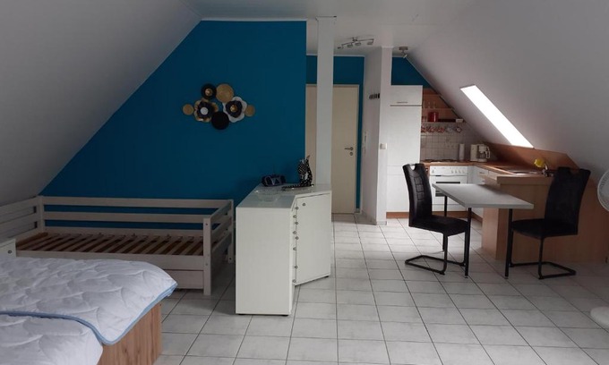 Niederdorfelden Appartement | Neue Möblierte Wohnung mit Separatem Eingang, Nahe zum Bahnhof Nach Frankfurt
