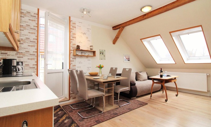 Ostseebad Kuhlungsborn Appartement | Neue Reihe 118 WE 2: friendly and cozy 3-room apartment with south-facing balcony