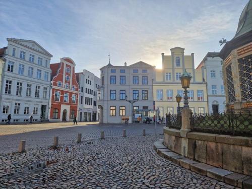 Wismar Appartement | Neue Wasserkunst - Premium Gruppenferienwohnung - ABC354