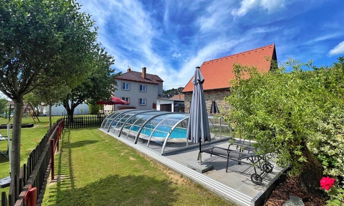 Neurazy Maison | Neurazy by Interhome