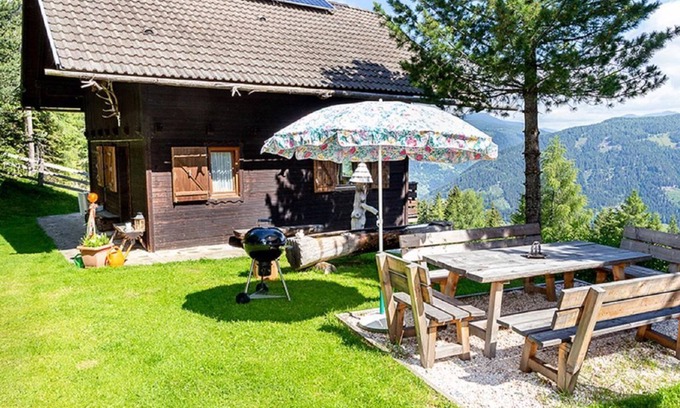 Gnesau Cabine | Neuwirth Hütte - Hütte, Dusche, WC, 3 Schlafräume