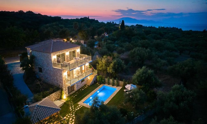 Akrotiri Villa | Neva Villa Luxurious 10 out of 10 Rated Villa with Private Pool BBQ and Panoramic Sea View