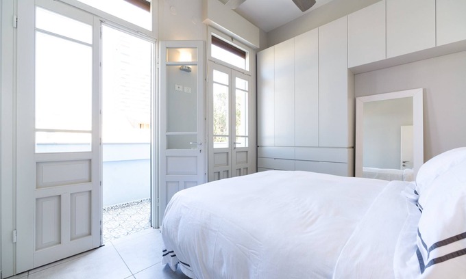 Neve Tzedek Appartement | Neve Tzedek - Appartement de charme avec 2 lits et balcon