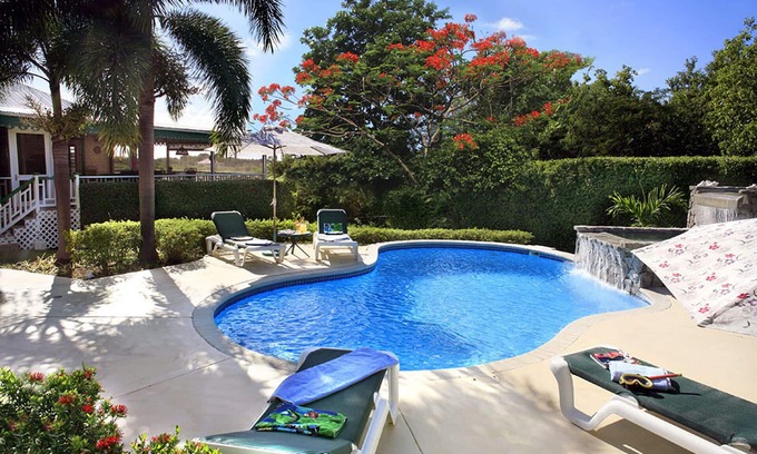 Cades Bay Villa | Peaceful Spacious Fab Pool n ° Oualie Beach Air conditionné 5 étoiles Villa Véranda
