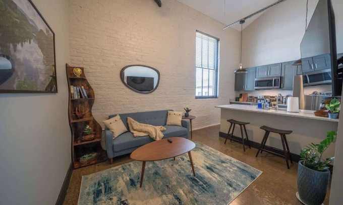 Buchanan Appartement | New 1 Bedroom Apartment: Brewery| River| Downtown