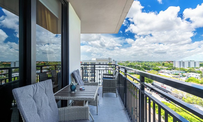 Little Havana Appartement | New 3 Bed 2 Bath In The Little Havana