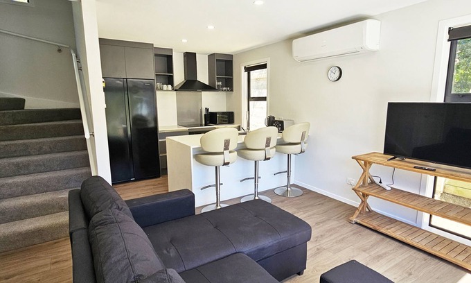 Wellington Maison | NEW 3 Bedroom and Garage Home, City Fringe!