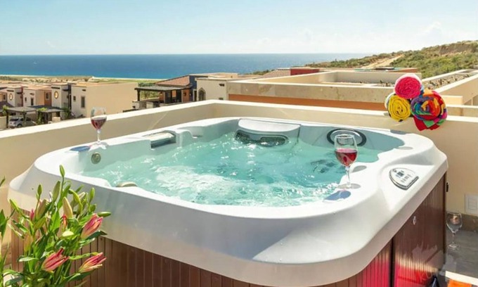 Paraiso Escondido Villa | ¡New 3BR-3.5BA w/ Pool, Terrace, Jacuzzi, Golf Course & Oceanview!