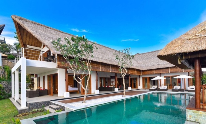Temukus Villa | Nouvelle villa 5 étoiles près de Lovina avec une vue imprenable sur la mer de Bali et le coucher du soleil