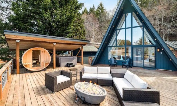 Matlock Maison | NEW! A Frame Over Water - Sauna, Hot Tub, Views