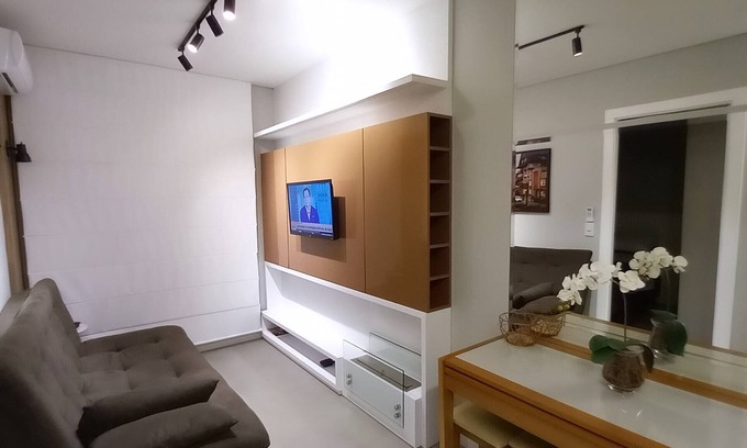 Centro Appartement | New apartment, 4 minutes from the center by car / for 4 people Split air Wi-Fi, covered box