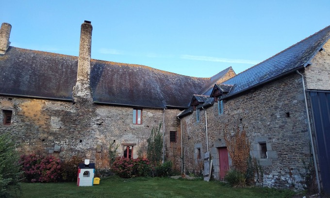 Roz-Landrieux Appartement | New apartment in superb manor house in the heart of the countryside and activities