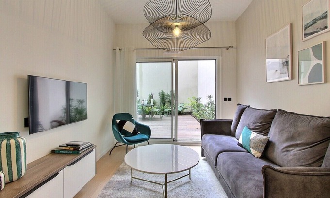 Grenelle Appartement | Nouvel Apt -Tour Eiffel- 1CH avec terrasse et clim