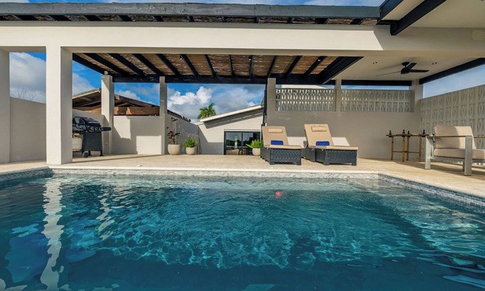 Pos Chiquito Maison | New BeachSide 3BR w/ Private Pool Ocean View