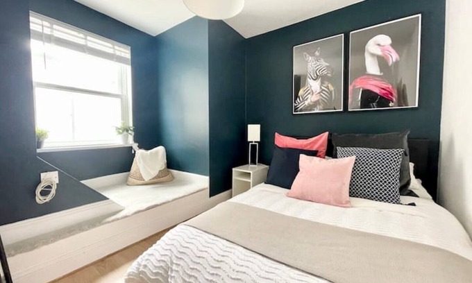 St. George's Maison | *NEW* Beautiful 2 Bed House in Central Location