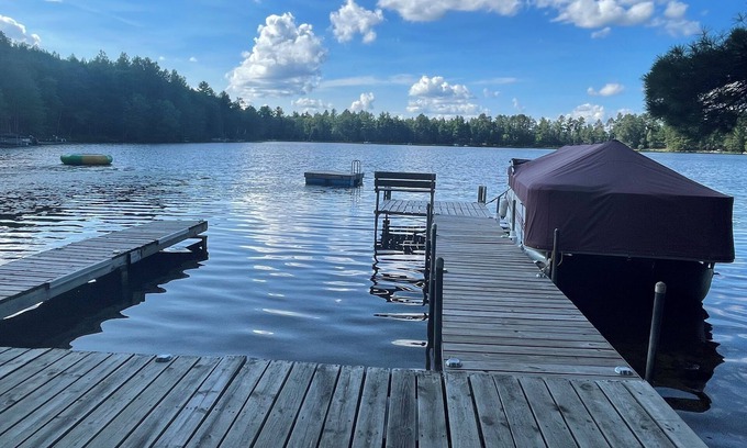 Land O Lakes Maison | NEW! Beautiful Log Home with a rustic feel. 6 acre wooded lot on Eleanor Lake