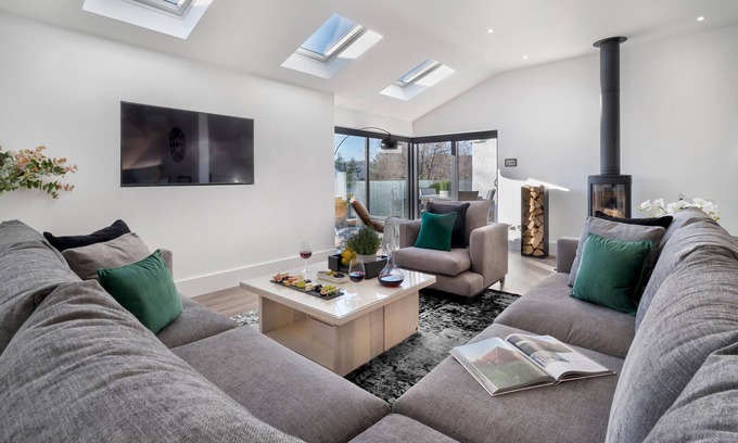Bowness-on-Windermere Maison | NEW - Berkeley House - RECENTLY LAUNCHED - Luxury Lake View