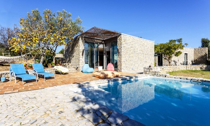 Santo Estevao Maison | NOUVEAU Villa à couper le souffle avec piscine dans un paysage pittoresque