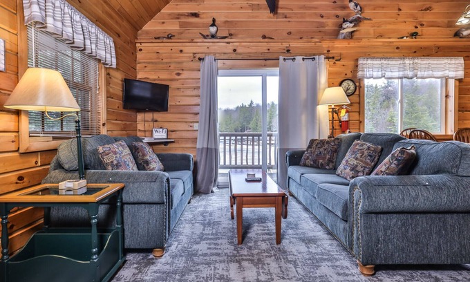 Watersmeet Cabine | NEW! Charming cabin on Cisco Chain of Lakes