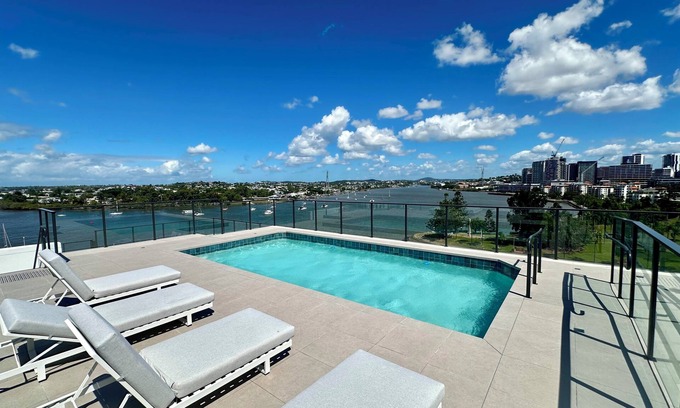 Albion Copropriété | New City Condo with Brisbane River Panoramic View
