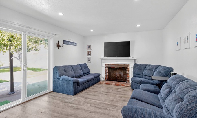 Sea View Estates Maison | NEW! Coastal Escape with Private Mini Golf
