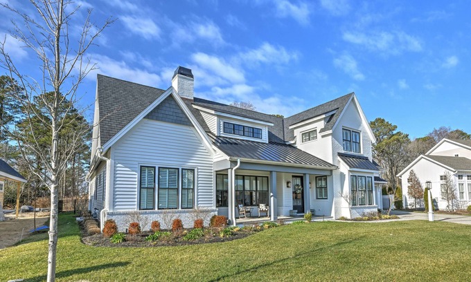 Lewes Maison | New Construction in-town Lewes with private pool!