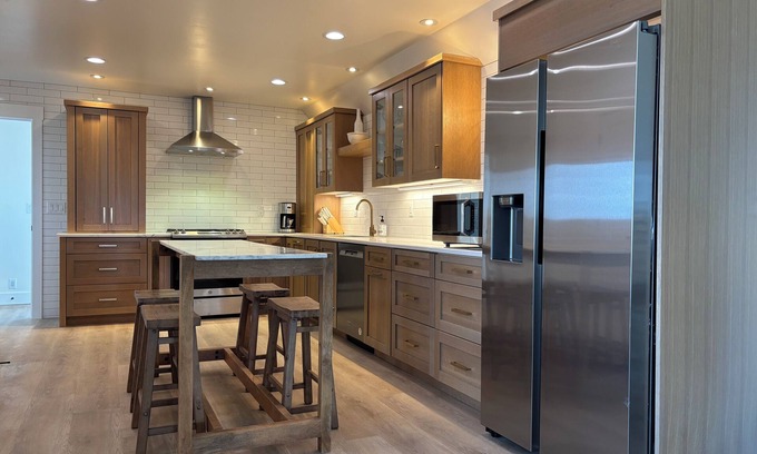 Salt Lake County Appartement | New Cozy Bluffdale Stay -Sleeps 4-Quiet, Patio, Full Kitchen, Near Freeway