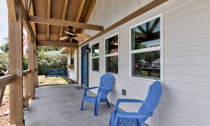 Sebastian Highlands Maison | NEW! Cozy Sebastian Home - Only 15 min from Beach!