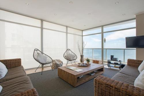 Mouille Point Appartement | New Cumberland 501 by CTHA