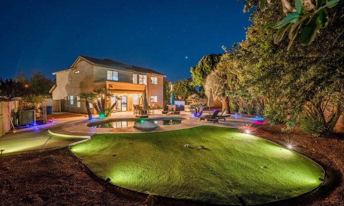 Ocotillo Maison | New Family-friendly Remodeled pool, hot tub, golf