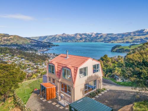 Akaroa Maison | New Farm - Akaroa Holiday Home