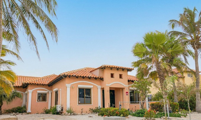 Opal Maison | New for Rent Ocean View w/ Pool - 4 Min Walk to Ritz Carlton & Marriott Beaches